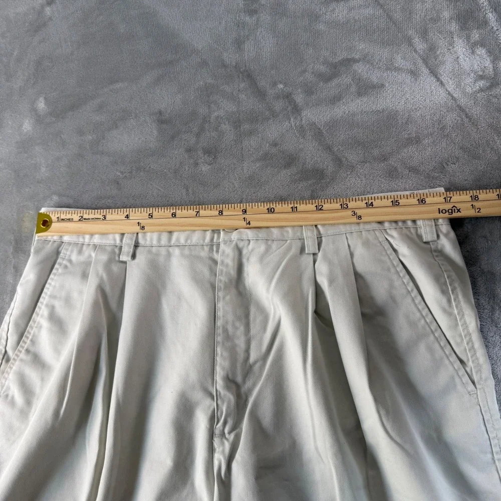Nike Golf Mens Pleated Chino Shorts Khaki Tan Cotton Twill Size 35